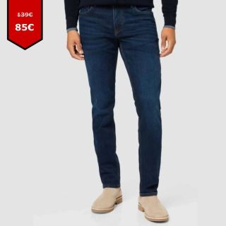 Pánske tmavomodré rifle Joop! Máme viac veľkostí a ak si neviete dať rady, ktorú veľkosť zvoliť, zavolajte nášmu Rišovi....